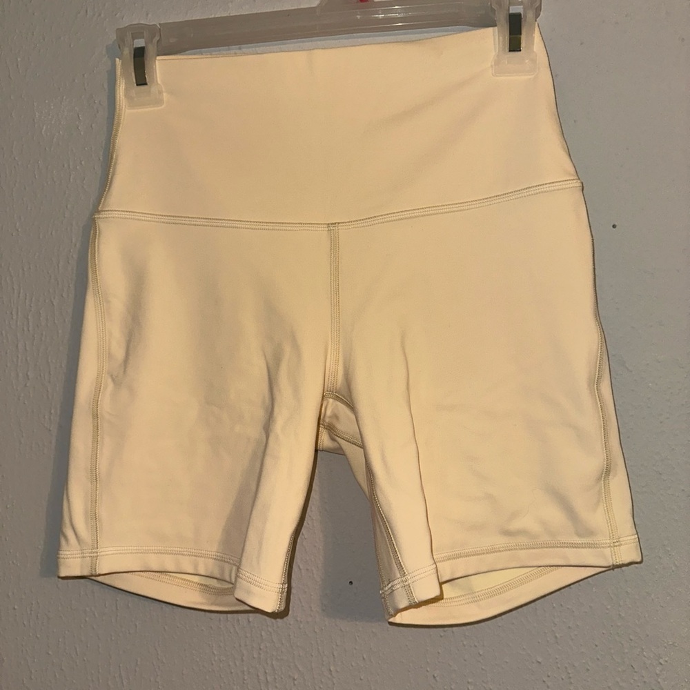 Lululemon Align Shorts 6”
